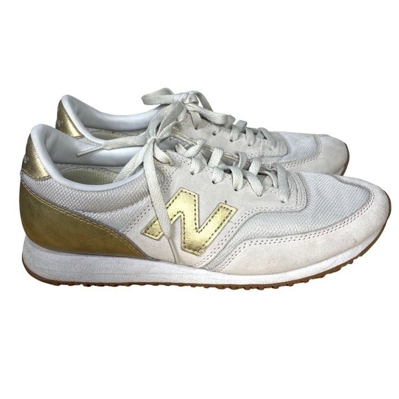 New Balance Shoes - Women's White and Gold New Balance Seakers Size 9 - EUC